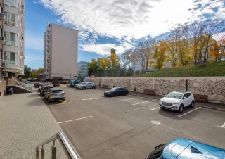 Vânzare-Apartament cu 1 cameră,Buiucani,str.Nicolaie Costin11