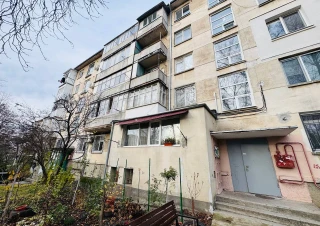 Parc! Sec. Riscani, str. Florilor. 2 camere. Euroreparatie!!!