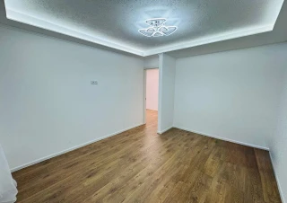 Prima Linie! Sec. Riscani, str. Bogdan Voievod 2 seria 135.12