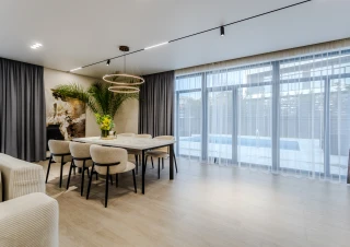 Casă exclusivă High-Tech cu piscină proprie | Zonă rezidențială nouă – Colonița8