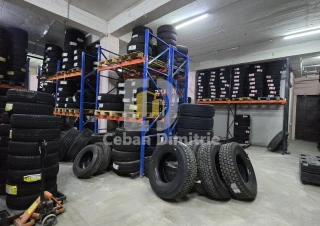 Chirie - Depozit, centru, 290 m², tavane 4.5 m2