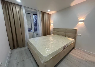 Parc Dumitru Riscanu! Sec. Riscani, str. Tudor Vladimirescu. 3 camere + living. Euroreparatie!!!5