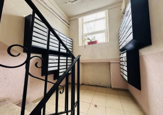 Sec. Riscani, str. Nicolae Dimo. Parc Boris Glavan. 2 camere bilaterala de tip Mansarda. 2 Nivele! Varianta Alba!!!2