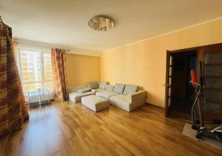 Представляем Вашему вниманию квартиру в ЖК Драгалина, расположенную в секторе Ботаника, улица Гренобля!14