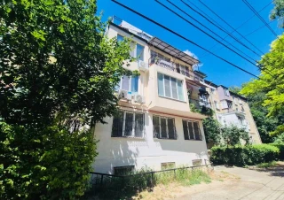 Sec. Riscani, str. Branistii. Parc Boris Glavan. 3 camere + living! Bilaterala. Incalzire Autonoma! Varianta Alba!!!1