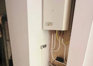 Sec. Riscani, str. Branistii. Parc Boris Glavan. 3 camere + living! Bilaterala. Incalzire Autonoma! Varianta Alba!!!8