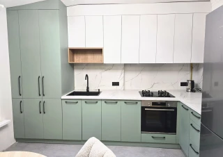 Posta Veche, str. Postei. 3 camere + living. Euroreparatie!!!12