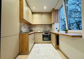 Parc Avgan! Sec. Riscani, str. Miron Costin. 2 camere + living. Bilaterala! Euroreparatie!!!5