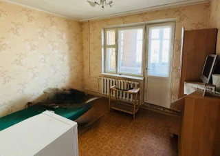 Sec. Botanica, bd. Traian. 3 camere. Bilaterală. Necesită reparație!!!5