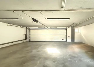 Vînd casă modernă, amplasată pe un teren de 5 ari în sect. Râșcani | str. Victoriei, în apropiere de pădure și cu priveliște spre oraș.3