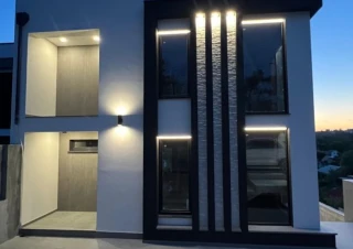 Spre vinzare casa in stil Hi-Tech 180 mp 3 nivele zona verde5