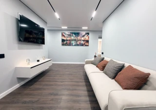 Sec. Telecentru, str. Academiei. 2 camere + living. Euroreparatie! Mobilat!!!5