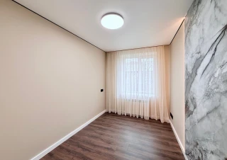 Sec. Telecentru, str. Academiei. 2 camere + living. Euroreparatie! Mobilat!!!7