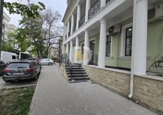 Spațiu comercial de vânzare | Prima linie | Str. Alexandru cel Bun 982