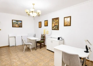 Spațiu comercial de vânzare – Botanica, str. Traian 115