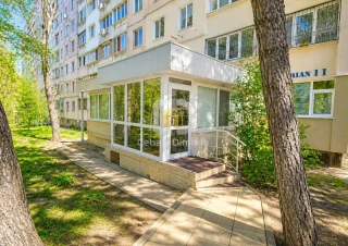 Spațiu comercial de vânzare – Botanica, str. Traian 111