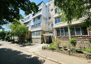 Parc Avgan! Serie Ceha! Sector Râșcani, bd. Moscova. 2 camere + living. Bilateral! Euroreparație!!!3