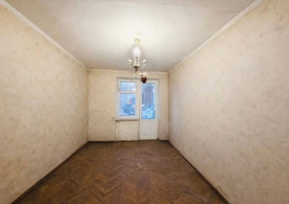 Sector Rîșcani, bd. Moscova. 2 camere. Necesită reparație!!!3