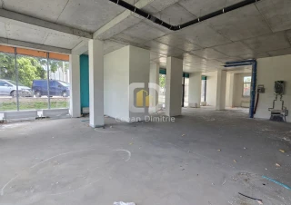 CENTRU | VÂNZARE | PARTER | 191,4 m² | OPEN SPACE | GEAMURI PANORAMICE | PRIMA LINIE4