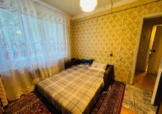 Se închiriază apartament într-un bloc de locuințe situat în zona Rîșcani, str. Kiev 16/4!2