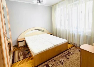 Sector Rîșcani, bd. Moscova. 4 camere. Prima linie. Parc Mezon! Reparat și mobilat! Bilateral!!!11