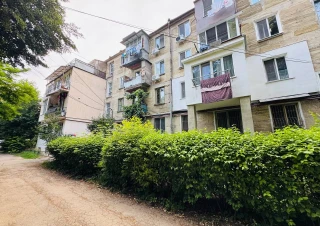 Sec. Riscani, str. Branistii. Parc Boris Glavan. 3 camere + living! Bilaterala. Incalzire Autonoma! Varianta Alba!!!