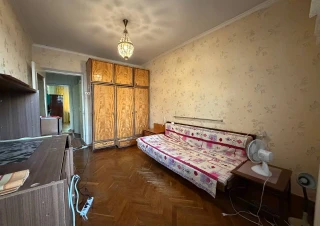 Sector Rîșcani, bd. Moscova. 3 camere. Prima linie. Parc Avgan! Necesita Reparatiel!!!11