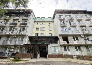 Parc Dumitru Riscanu. Sec. Riscani. 2 camere + living. Mobilat Complet!!!1