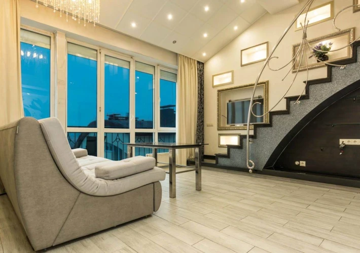 Apartament 1 odaie cu terasă!!!Ultracentru!!!!1