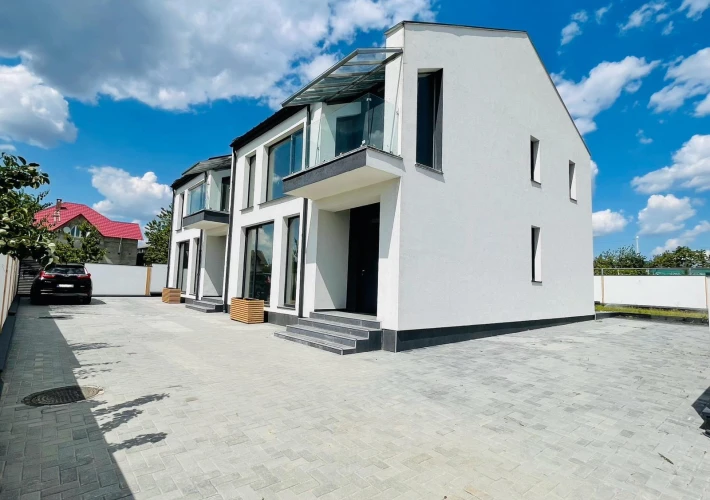 Casa tip Duplex in Colonita1