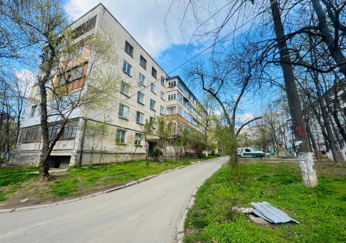 Parc! Serie Ceha! Sec. Riscani, bd. Moscova. 1 camera. Necesita Reparatie!!!1