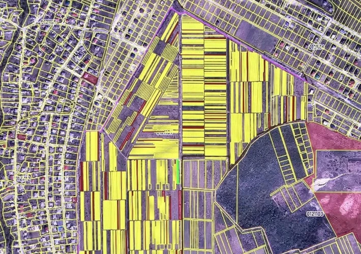 Teren pomicol cu o suprafață totală de 2,49 ari amplasat in Mun. Chisinau, or. Durlesti.1
