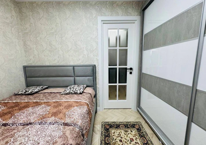 Parc. Sec. Riscani, str. Kiev. 2 camere + living. Euroreparatie! Mobilat Complet!!!4