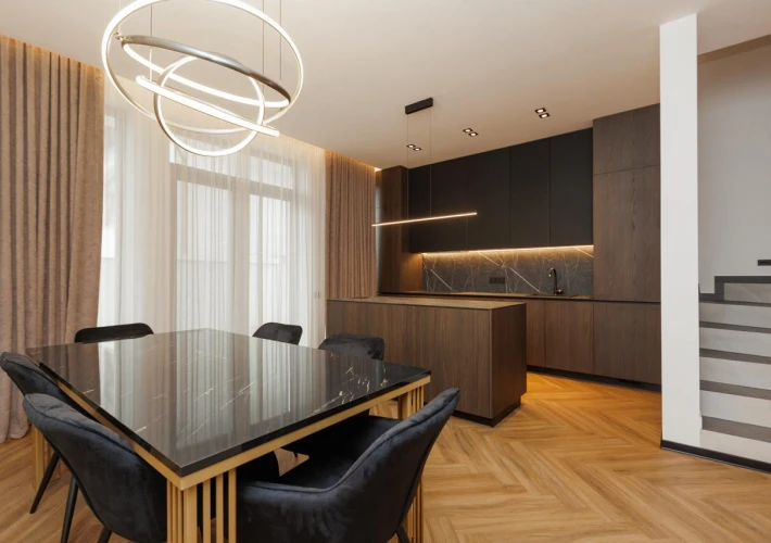 Таунхаус, аренда . Центр , Кишинев1