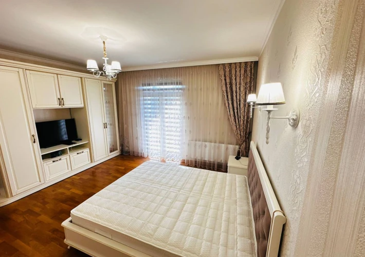 Spre vânzare o casă de lux în 2 niveluri amplasată în loc. Stăuceni, str.A. Mateevici!!!5