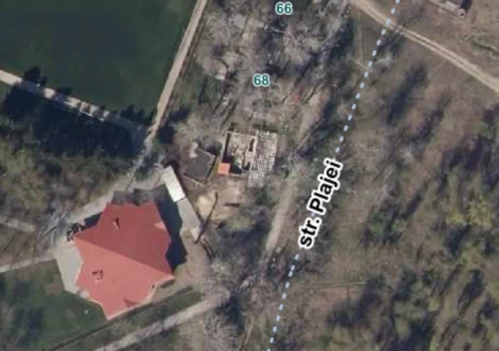 Spre vînzare teren sub constructie 6 ar cu Construcție Nefinisată de 245 mp.4