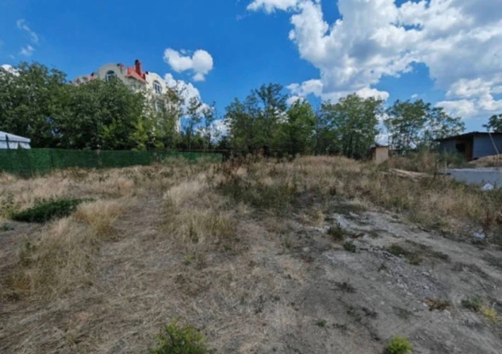 Teren pentru constructie 6 ari. Com. Budesti, str. Nucilor!!!2