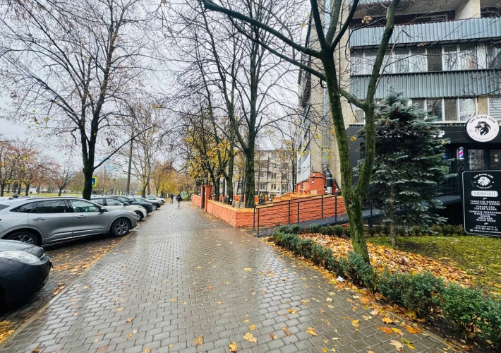 Parc Afgan! Serie 102! Sec. Riscani, str. Miron Costin. 4 camere. Reparatie! Incalzire Autonoma!!!2