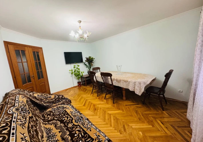 Parc Afgan! Serie 102! Sec. Riscani, str. Miron Costin. 4 camere. Reparatie! Incalzire Autonoma!!!5