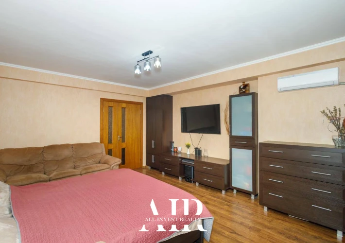 Продается 3-комнатная квартира, сектор Рышкановка, ул. Andrei Doga.10