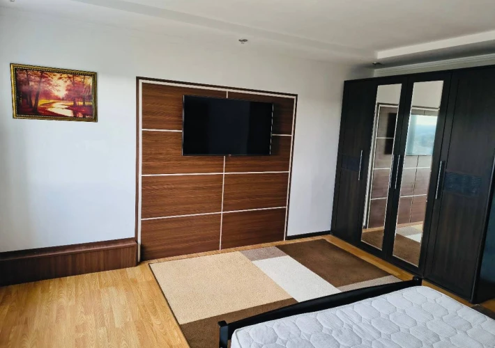 Spre chirie indelungat apartament cu planificare reușită amplasat pe str. Florilor.8