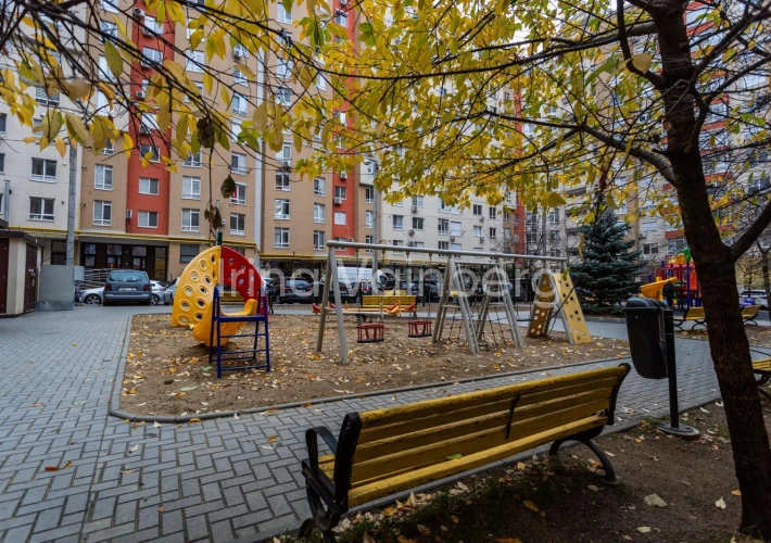 Vânzare apartament 2 camere și living, Eldorado Ginta Latină.15