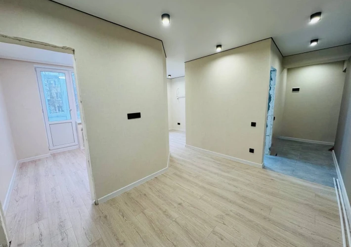 Parc ! Sec. Riscani, str. Nicolae Dimo. 2 camere+ living. Mobilat Complet. Euroreparatie!!!2