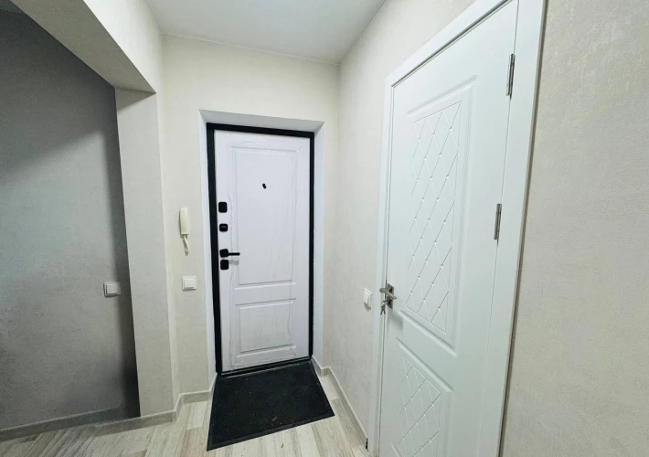 Parc! Sec. Riscani, str. Florilor. 1 camera + living. Mobilat Complet. Euroreparatie!!!5