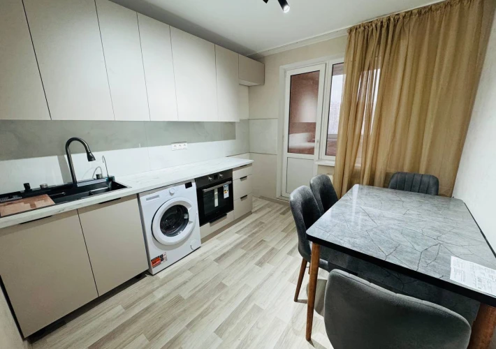 Parc! Sec. Riscani, str. Florilor. 1 camera + living. Mobilat Complet. Euroreparatie!!!9