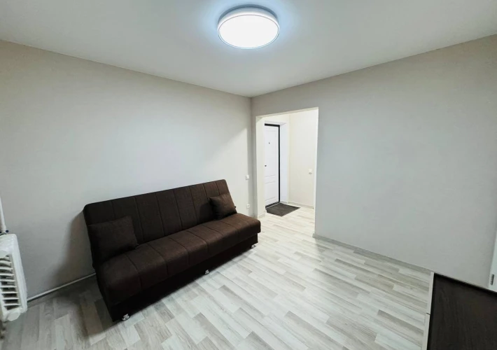 Parc! Sec. Riscani, str. Florilor. 1 camera + living. Mobilat Complet. Euroreparatie!!!3