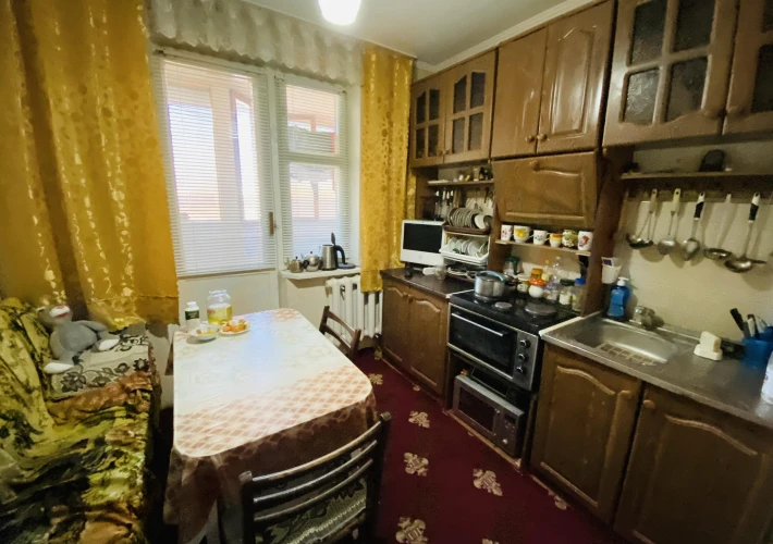 Prima Linie! bd. Moscova, sec. Râșcani, 2 camere. Reparație Cosmetica! Mobilat!5