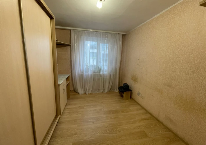 Parc. Sec. Riscani, str. Florilor. 1 camera de tip Camin!!!2