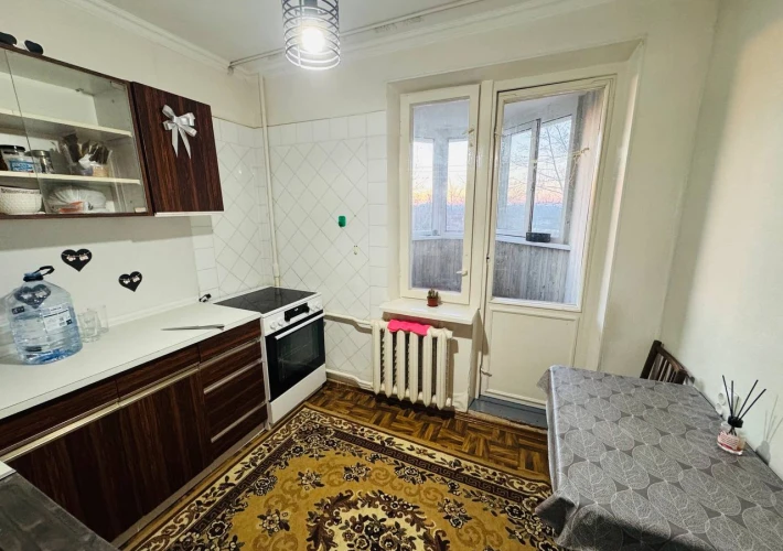 Sec. Riscani, bd. Moscova. 3 camere. Prima Linie. Parc Avgan! Reparat si Mobilat! Bilaterala!!!12