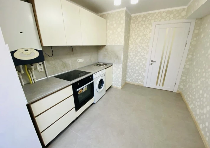 Parc! Sec. Riscani, str. Florilor. 2 camere + Living. Euroreparatie!!!1